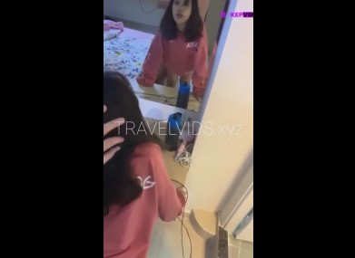 Viral Indo Sma Sentuhan Posesif Di Leher Belakang Yang Membuat Seluruh Pertahananku Runtuh They’re Viral! Trends That Make A Splash 2026